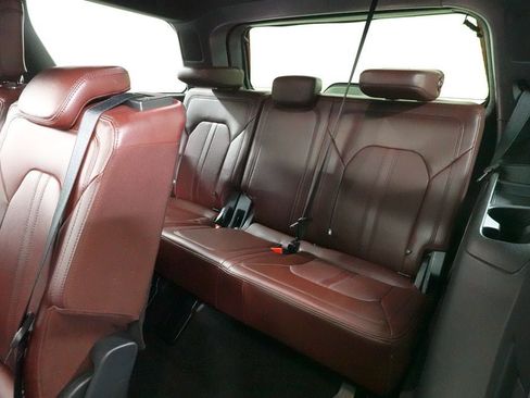 Used 2024 Ford Expedition Limited image 30