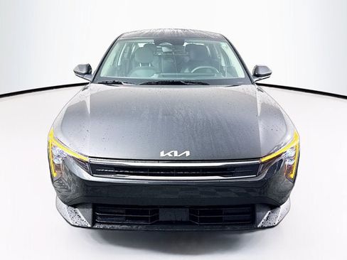New 2026 Kia K4 FWD image 2