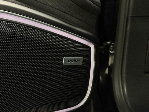 Used 2023 Porsche Panamera 4 Platinum Edition AWD/4WD image 13