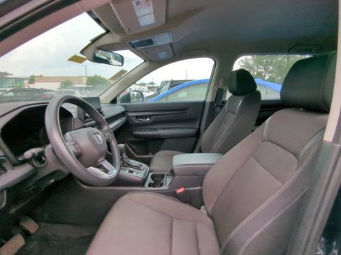 Used 2023 Honda CR-V LX image 6