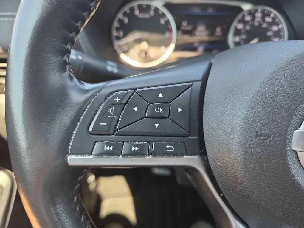 Used 2023 Nissan Sentra SV w/ All-Weather Package FWD image 18