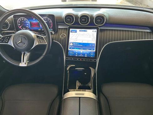 Used 2024 Mercedes-Benz C 300 Sedan image 3