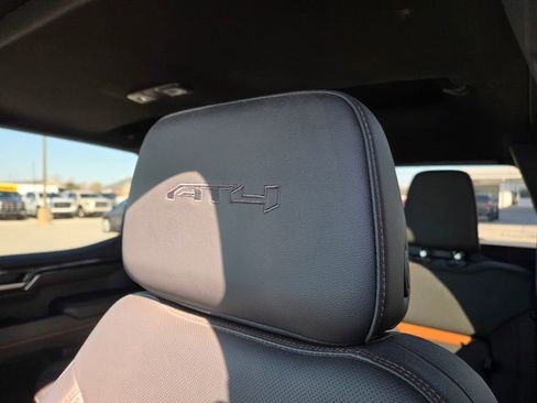 Used 2024 GMC Sierra 1500 AT4 w/ Technology Package image 21