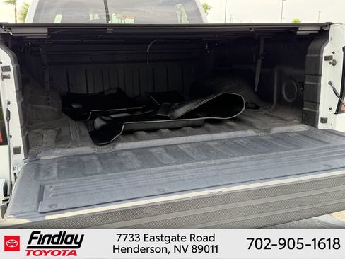 Used 2023 Nissan Frontier SV w/ Technology Package RWD image 18