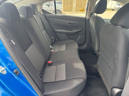 Used 2025 Nissan Sentra SV image 23