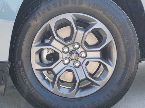 Used 2023 Ford Maverick XLT w/ XLT Luxury Package FWD image 2