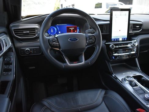 Used 2021 Ford Explorer ST w/ Equipment Group 401A AWD/4WD image 20