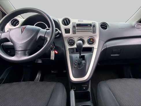 Used 2009 Pontiac Vibe w/ Preferred Package FWD image 14