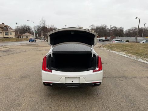 Used 2019 Cadillac XTS Luxury image 7