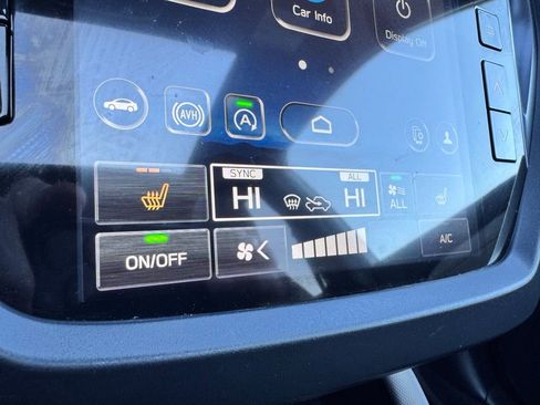 Used 2025 Subaru Forester Limited image 18