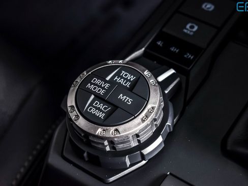 Used 2025 Toyota 4Runner TRD Off-Road Premium image 28