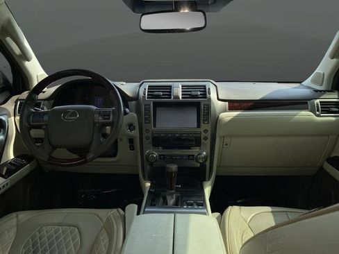 Used 2016 Lexus GX 460 w/ Premium Package AWD/4WD image 10