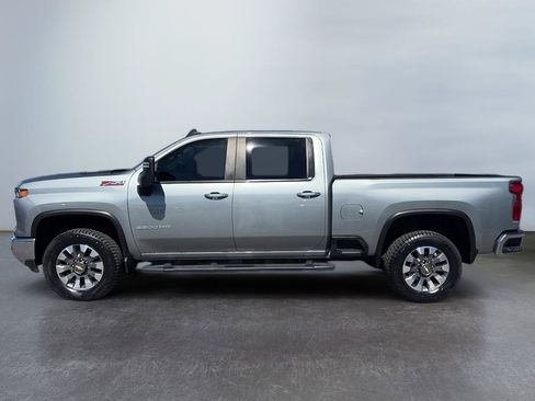Used 2024 Chevrolet Silverado 3500 LT w/ Safety Package AWD/4WD image 2
