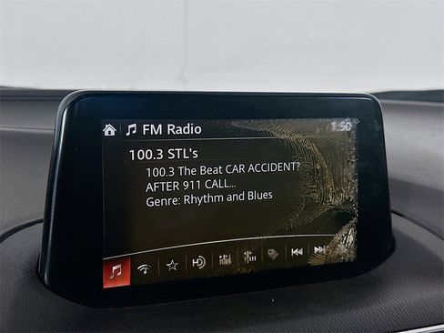 Used 2017 MAZDA MAZDA3 Grand Touring w/ Premium Equipment Package image 15