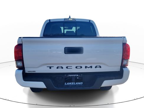 Used 2021 Toyota Tacoma SR w/ SR Convenience Package image 6