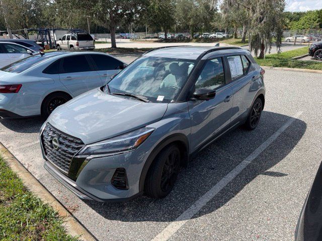 Used 2024 Nissan Kicks SR w/ SR Premium Package FWD image 6