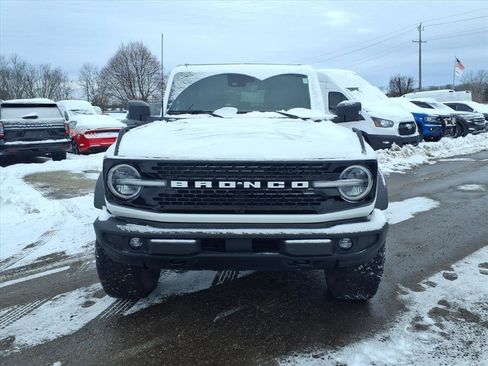 Used 2022 Ford Bronco Wildtrak image 2