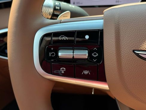 New 2026 Genesis GV70 2.5T Advanced AWD/4WD image 29
