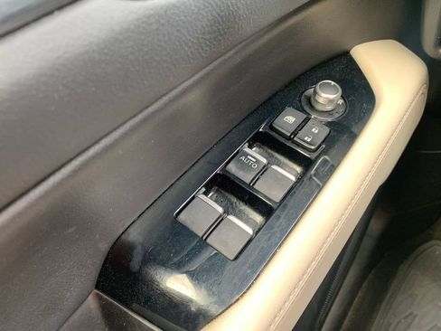 Used 2017 MAZDA CX-5 Grand Touring w/ Premium Package image 22