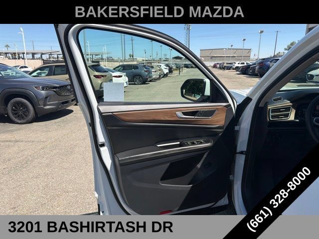 Used 2024 Volkswagen Atlas SE AWD/4WD image 11