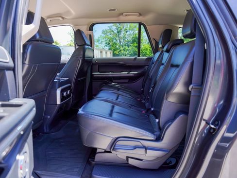 Used 2022 Ford Expedition Max XLT AWD/4WD image 29