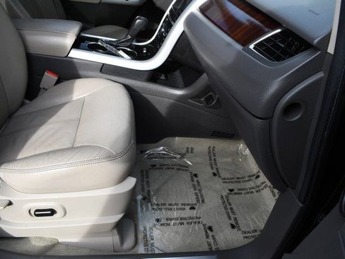 Used 2011 Ford Edge Limited w/ 302A Rapid Spec Order Code image 26