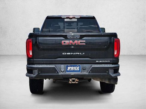 Certified 2021 GMC Sierra 2500 Denali w/ Denali Black Diamond Edition AWD/4WD image 6