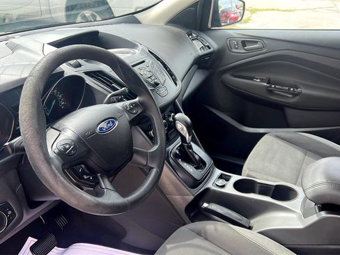 Used 2013 Ford Escape S image 10