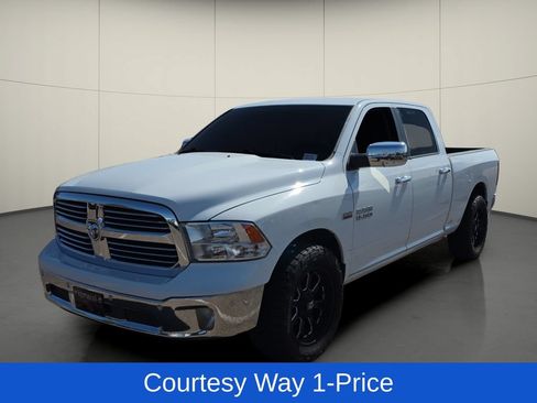 Used 2017 RAM 1500 Big Horn RWD image 4