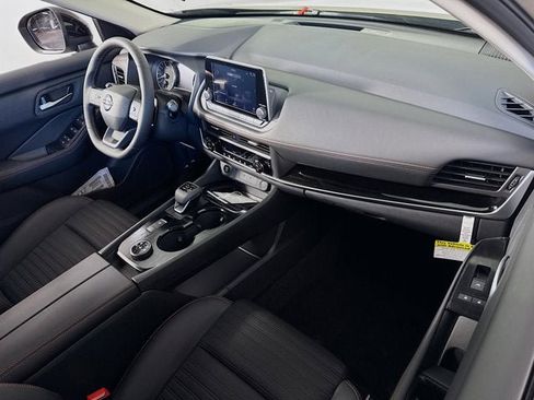 New 2026 Nissan Rogue SV image 31