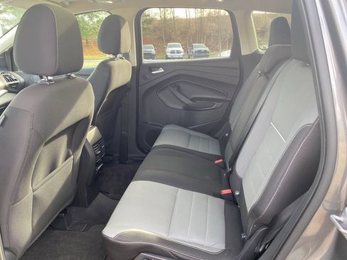 Used 2014 Ford Escape SE w/ Equipment Group 201A image 17