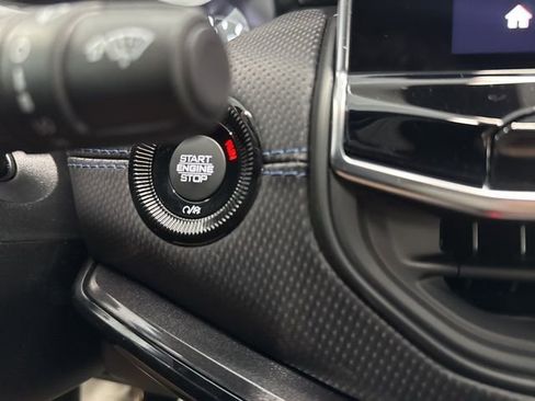 New 2026 Jeep Compass Limited image 40