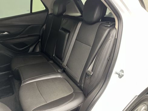 Used 2019 Buick Encore Preferred image 10