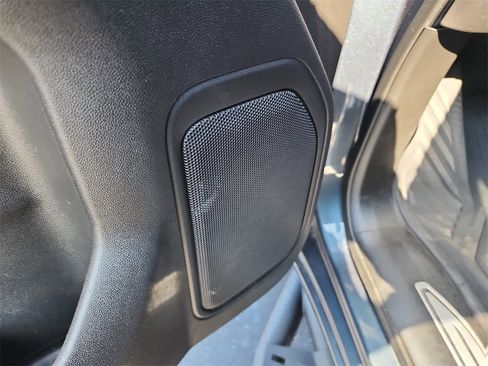 Used 2020 Chevrolet Silverado 1500 LT Trail Boss image 17