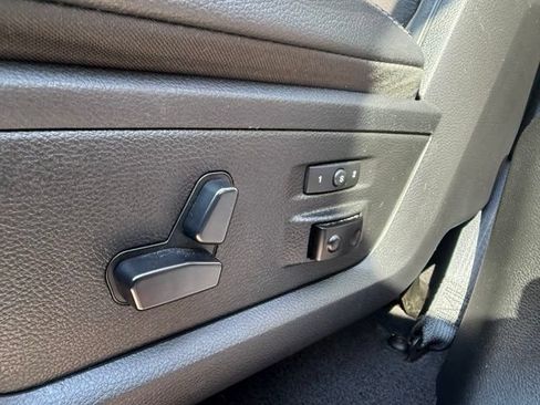 Used 2015 RAM 2500 Laramie w/ Convenience Group AWD/4WD image 14