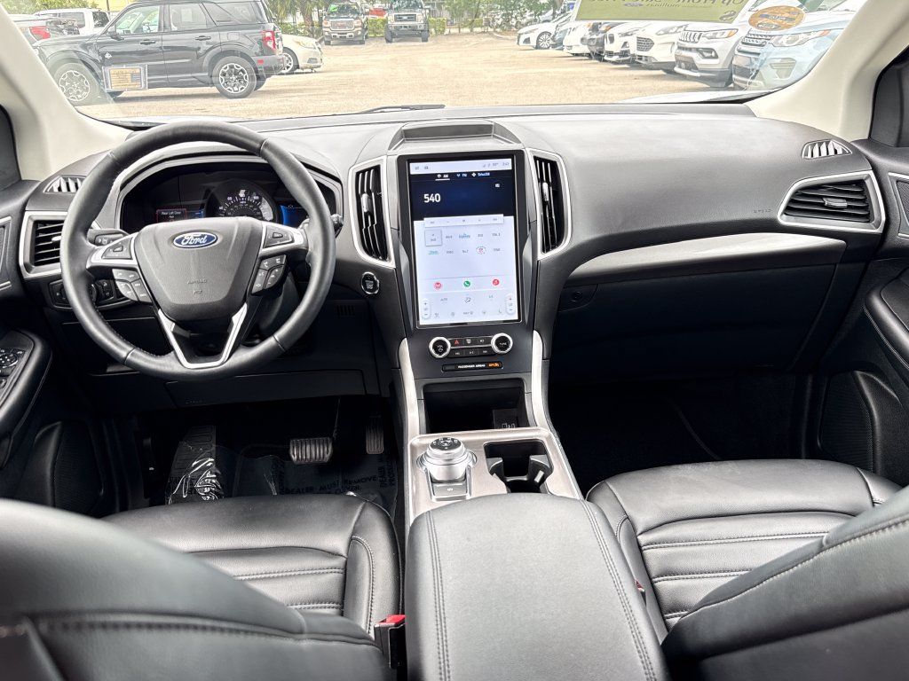 Certified 2023 Ford Edge SEL w/ Convenience Package AWD/4WD image 6