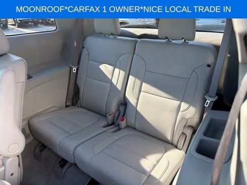 Used 2023 GMC Acadia SLT w/ Technology Package FWD image 19
