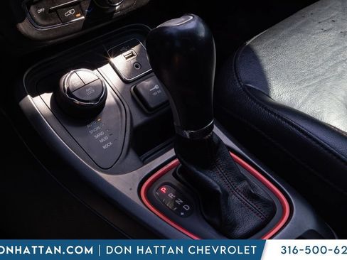 Used 2020 Jeep Compass Trailhawk AWD/4WD image 11