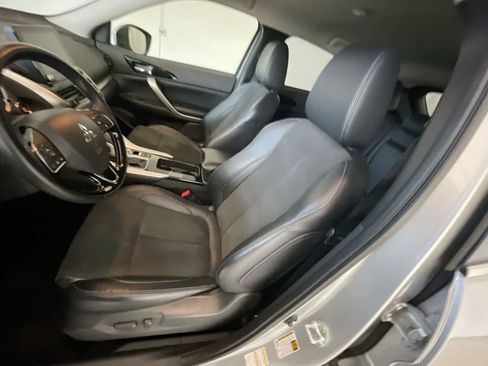 Used 2024 Mitsubishi Eclipse Cross SE image 11