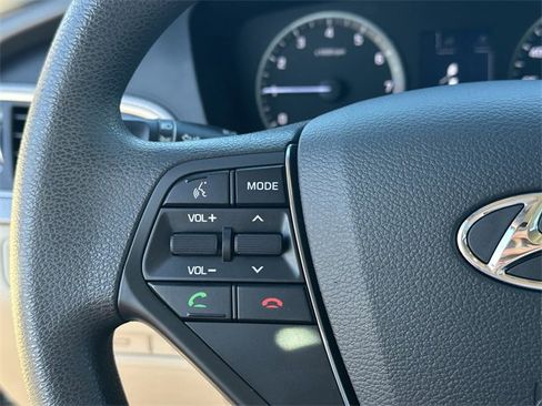 Used 2016 Hyundai Sonata ECO image 12