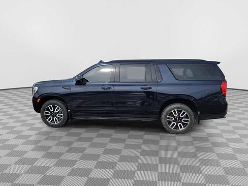 Used 2022 GMC Yukon XL AT4 w/ Max Trailering Package AWD/4WD image 5
