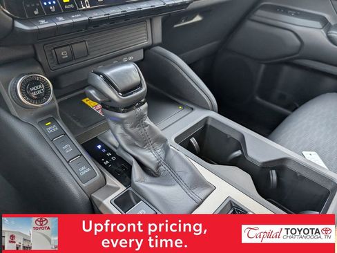 Used 2024 Toyota Land Cruiser image 22