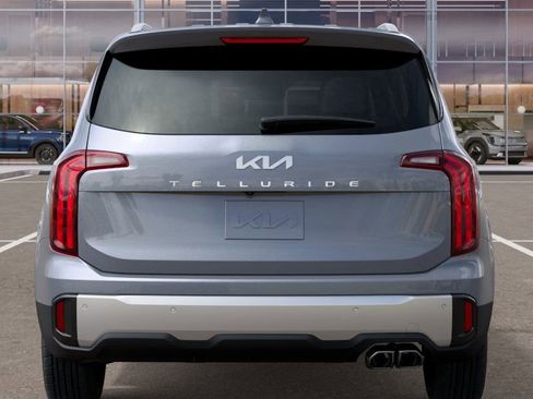 New 2025 Kia Telluride S image 13