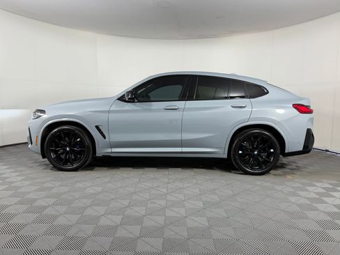 Used 2024 BMW X4 M40i w/ Premium Package image 2