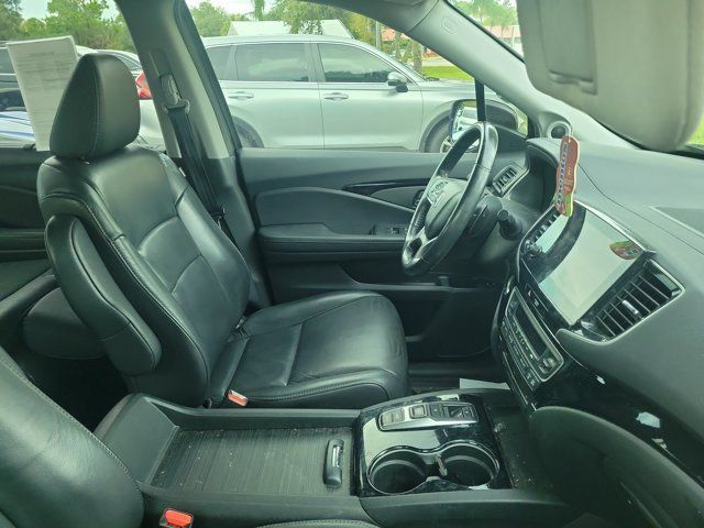 Used 2022 Honda Pilot Touring image 3