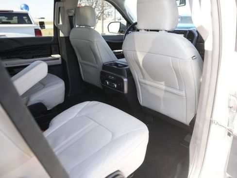 Used 2021 Ford Expedition Platinum image 15