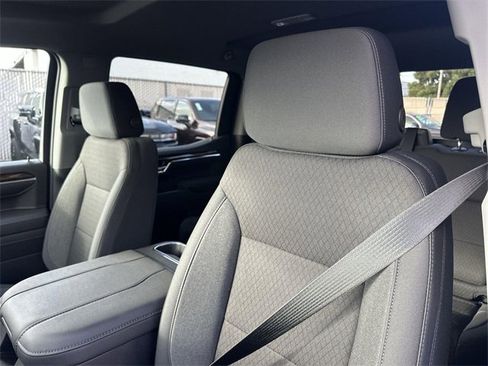 New 2026 GMC Sierra 1500 Elevation w/ LPO, Elevation Black Package image 23