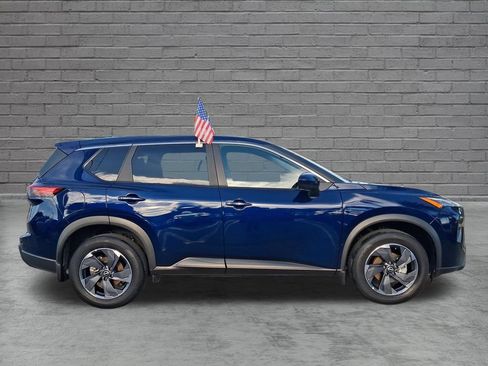 Used 2026 Nissan Rogue SV FWD image 13