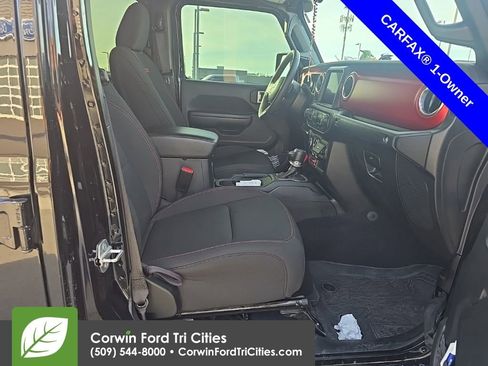 Used 2023 Jeep Gladiator Rubicon w/ LED Lighting Group image 12