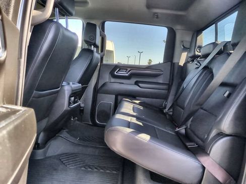 Used 2024 Chevrolet Silverado 1500 LT Trail Boss w/ LT Trail Boss Premium Package AWD/4WD image 29
